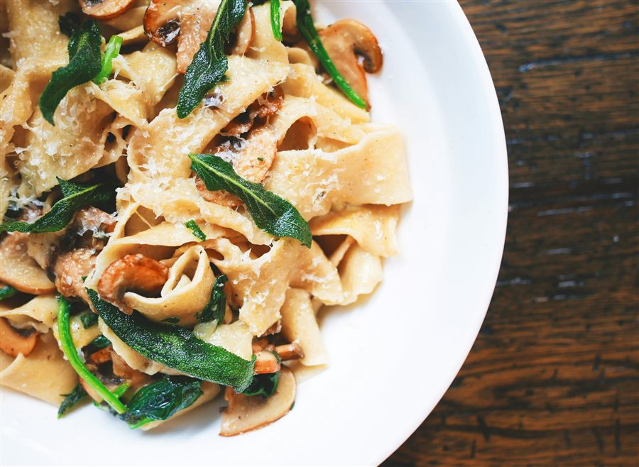 Pasta with mushrooms and sage